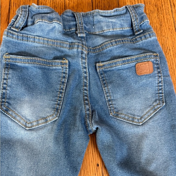 Stylish Blue Kids Flared Jeans - Picture 11 of 11